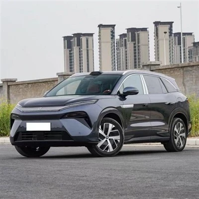 BYD タン L